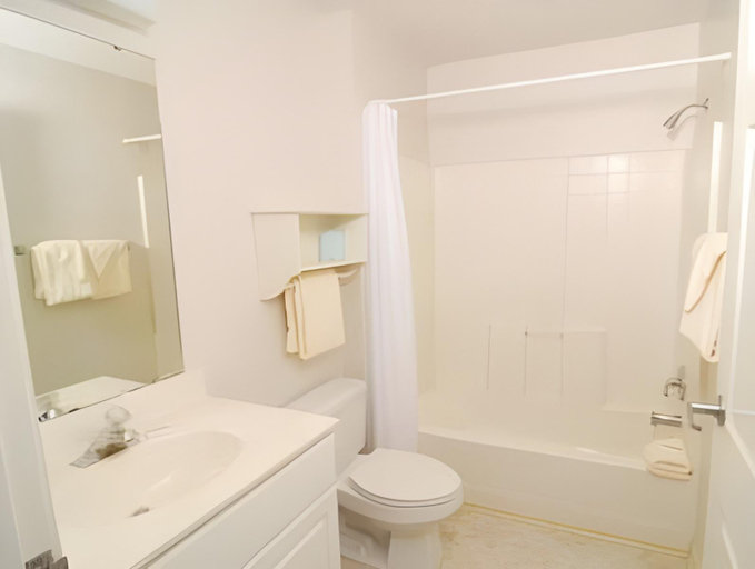 Bathroom 3, Affordable Suites Charlottesville, Charlottesville