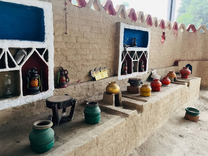 Food & Drinks 5, Kailash Farms Earthen Life, Hoshiarpur