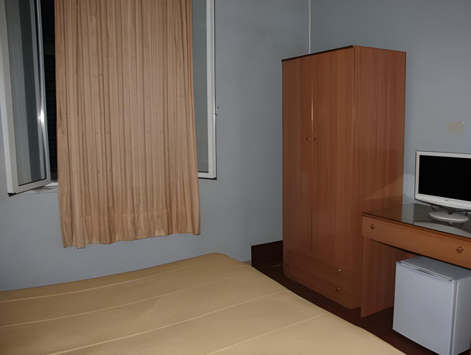 Bedroom 11