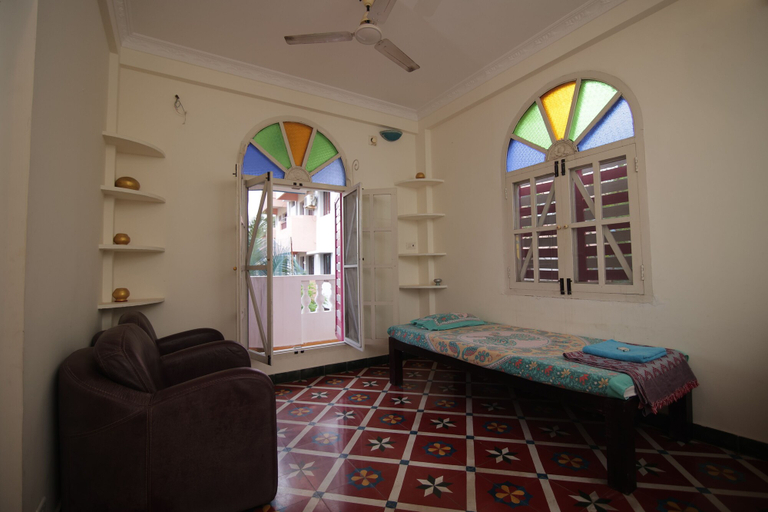Bedroom 2, Holi-Wood Guesthouse, Puducherry