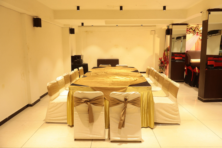 Others 4, hotel sudarshan palace, Bhopal