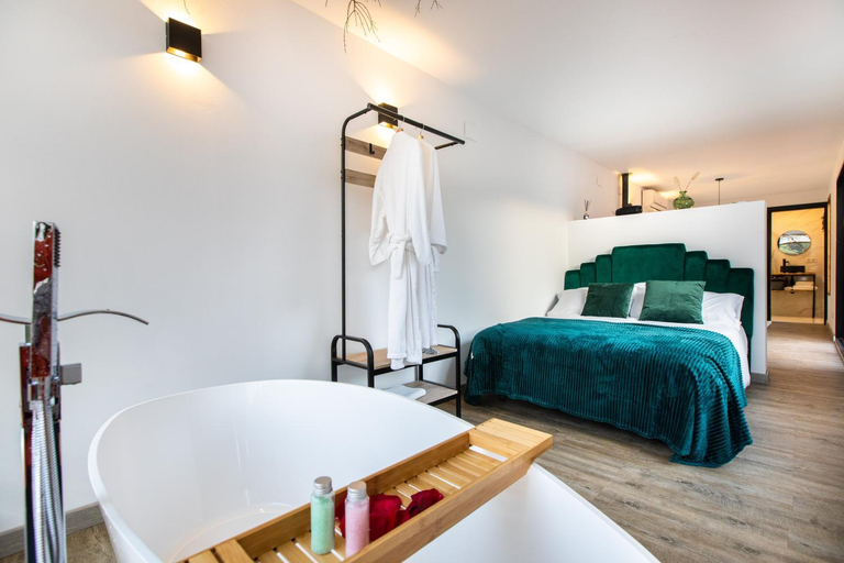Bedroom 2, Cabana del Bosque, Barcelona