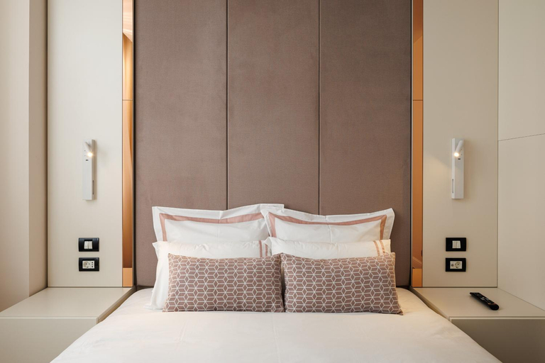 Others 2, Skylark Central Aparthotel, Brasov