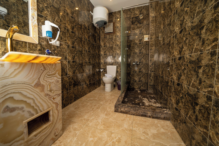 Bathroom 5, King Pyramids View Hotel, Al-Ahram