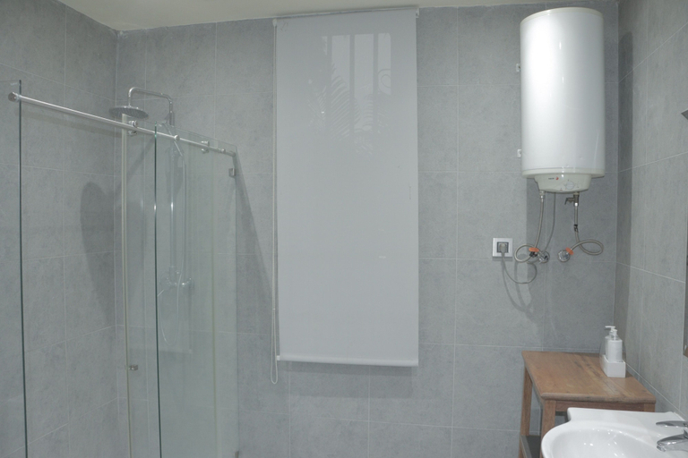 Bathroom 3, Industria Villa, Malabo