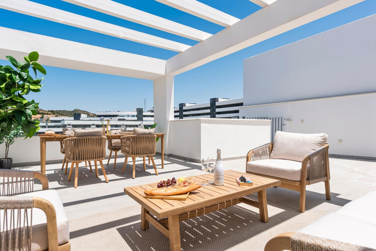 Food & Drinks, Central apartment with big roof terrace, Málaga