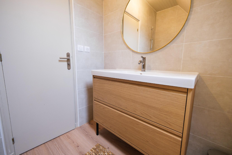 Bathroom 3, La Maison de Jennie, Dordogne
