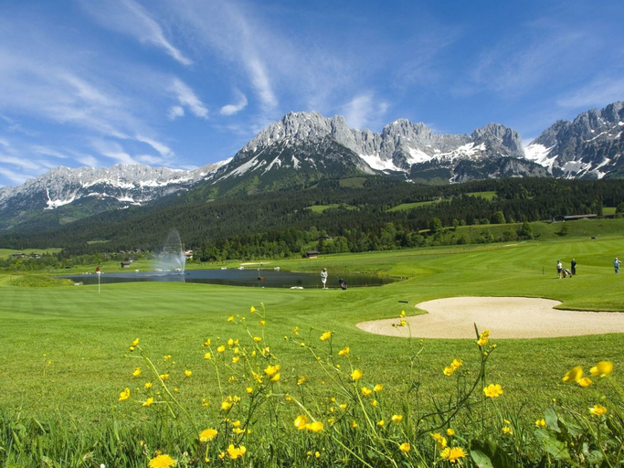 Others 3, Chalet with 2 apartments in Kirchberg, Kitzbühel