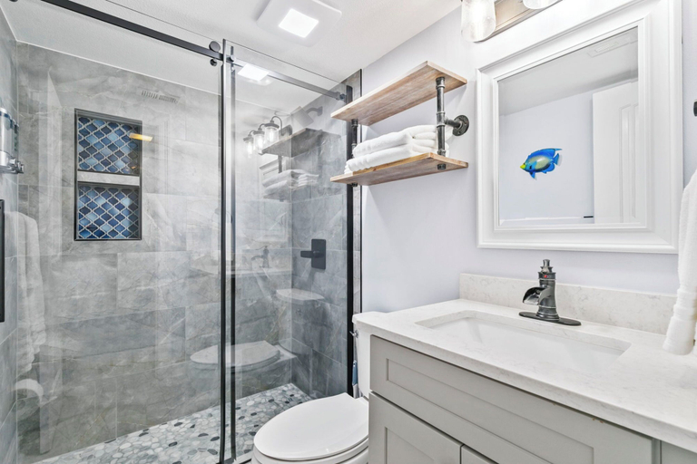 Bathroom 4, Gulf Shores Surf & Racquet Club 212A, Baldwin