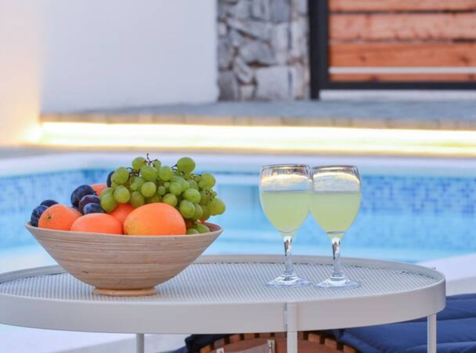 Food & Drinks 5, Apartment Villa Troskot, Pirovac
