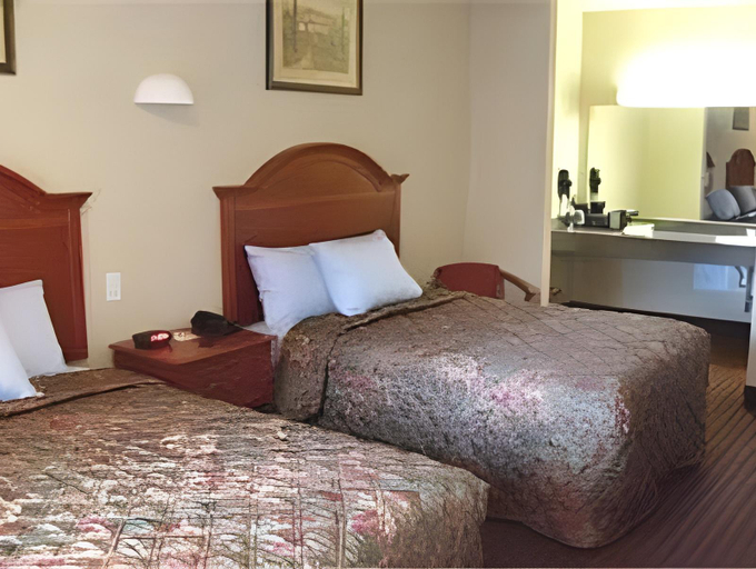 Bedroom 8