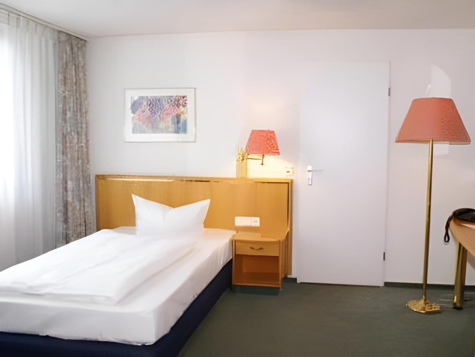 Bedroom 6