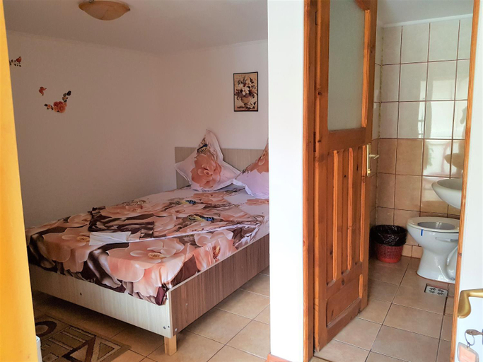 Bedroom 2, Casa Gabriela, Tuzla