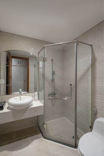 Bathroom 4, Landmark Signature Residence by CR Concept, Bình Thạnh