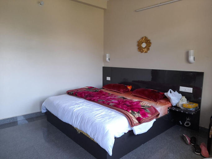 Bedroom 2, Fortune heights homestay (Dalhousie,HP), Chamba