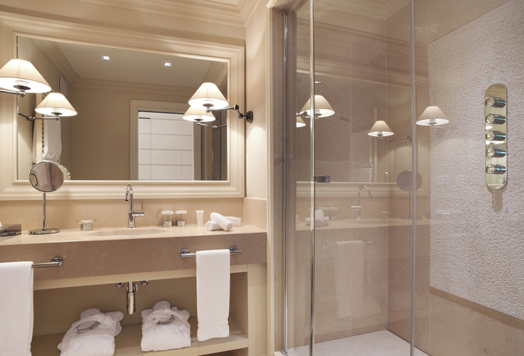 Bathroom 6