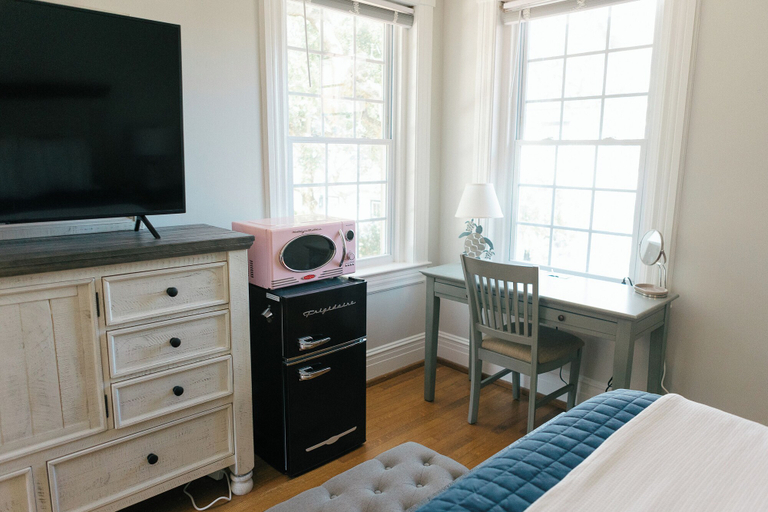 Bedroom 2, The Carriage House Inn Bed and Breakfast, Brunswick