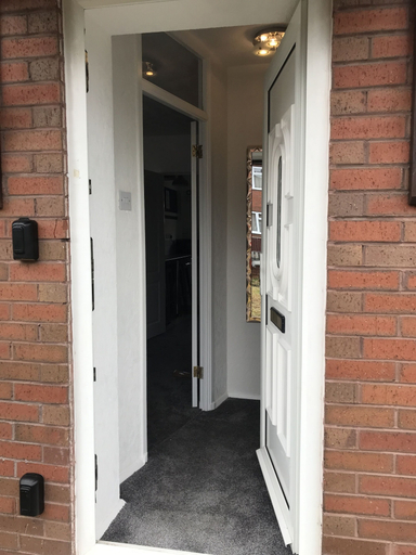 Others 5, Modern 3-bed House With Parking Bamber Bridge, Preston, Lancashire