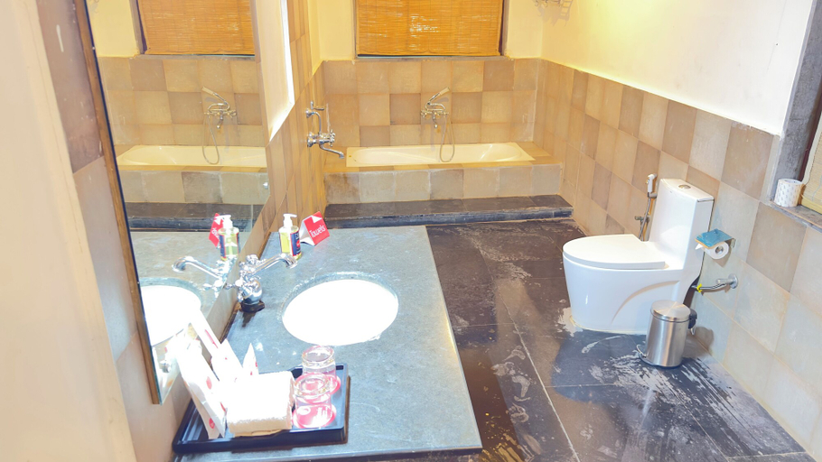 Bathroom 3, Spree Maati Jungle Resort, Umaria