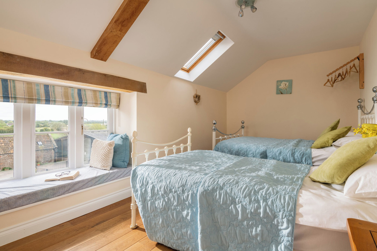 Bedroom 2, Webbington Farm Holiday Cottages, North Somerset