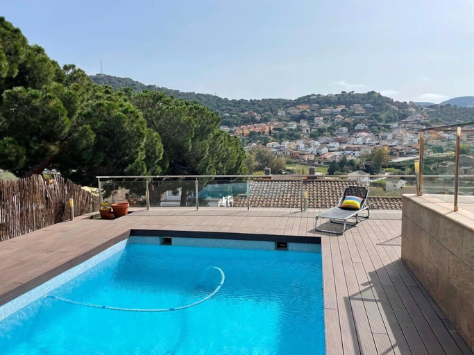 Sport & Beauty 4, Villas Coliving Villa Vistas, Barcelona