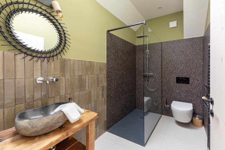 Bathroom 3, Farmhouse Chalet Apartments, Bohinj