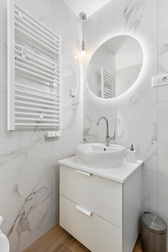 Bathroom 2, InCenter Korzo Studio Apartments Rijeka, Rijeka