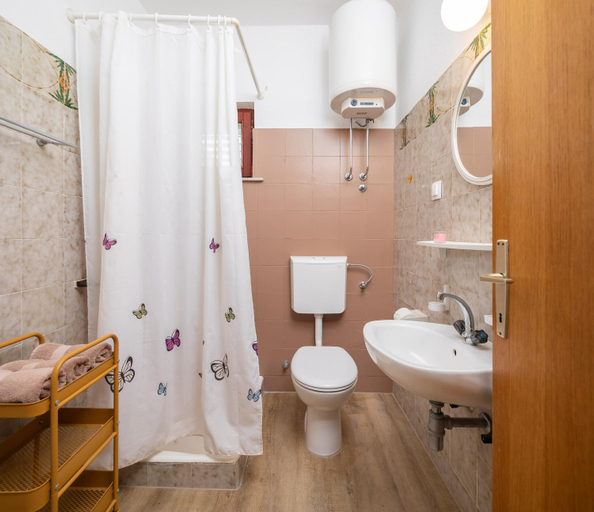 Bathroom 3, Bluetique Beach Apartments, Omiš