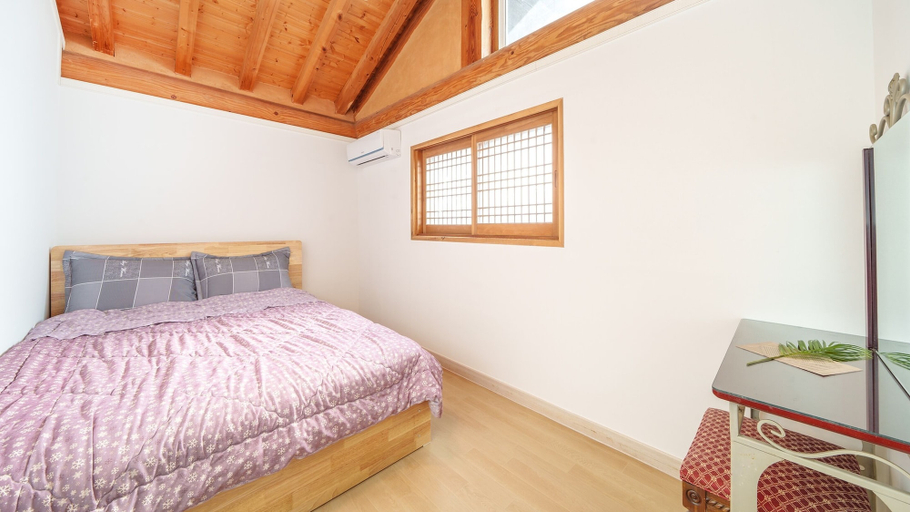 Bedroom 3, Daebudo Dekapo Pension, Ansan