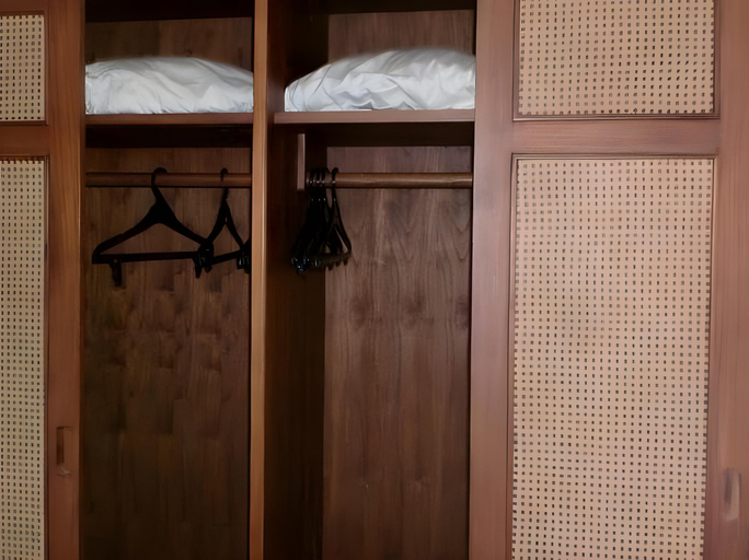 Bedroom 10