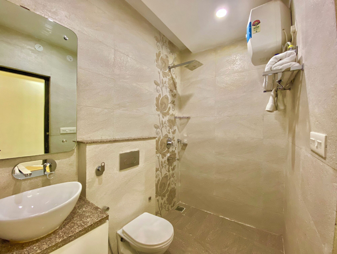 Bathroom 4, Hotel Green View - Behind Pramarth Niketan, Garhwal