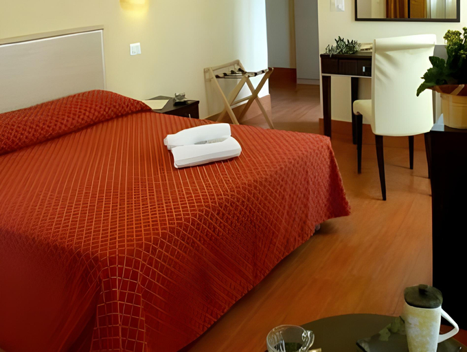 Bedroom 12
