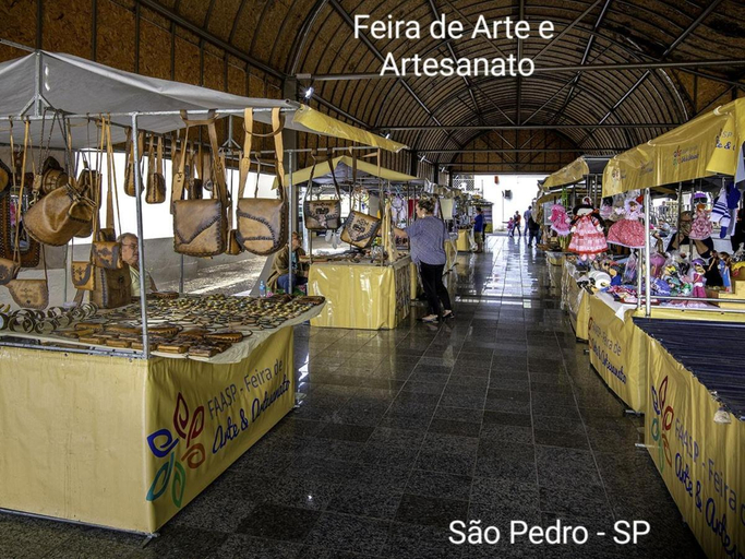 Food & Drinks 4, Edicula 1 em Sao Pedro, São Pedro