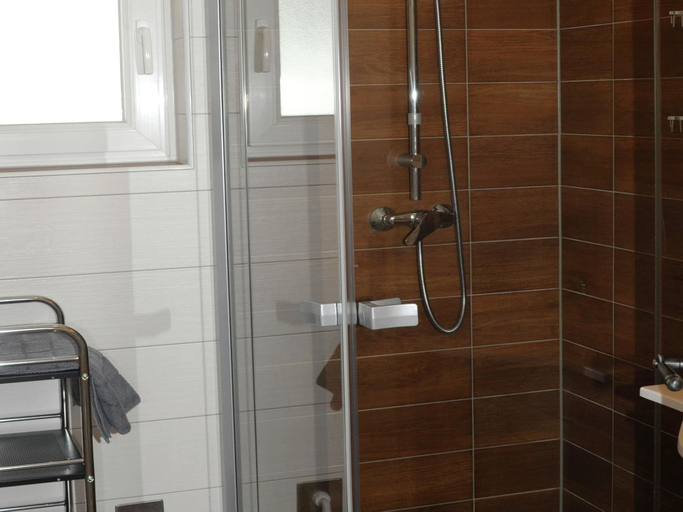 Bathroom 3, Beautiful apartment in Kärnten w/ , Hermagor