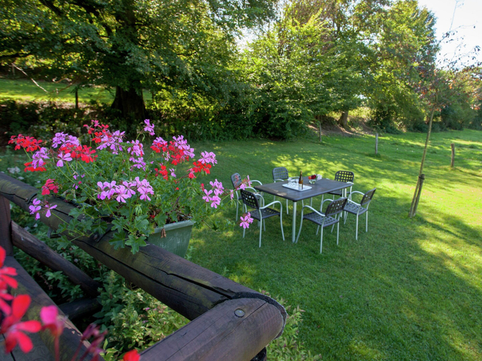 Others 4, Chalet in Stavelot Neuville for 7 Person, Liège