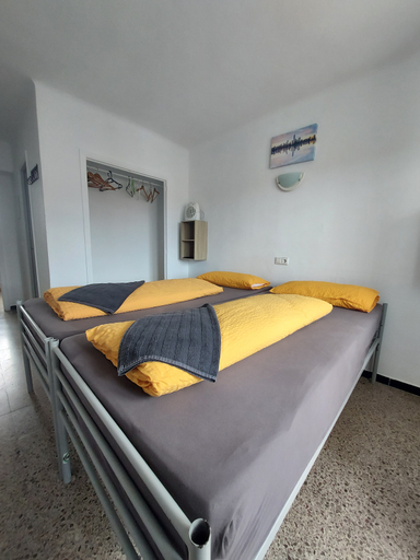 Bedroom 2, Hostal Orsi, Baleares