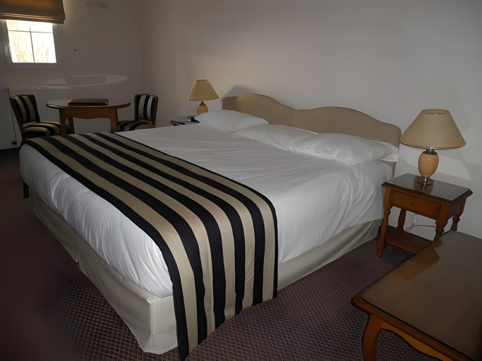 Bedroom 12