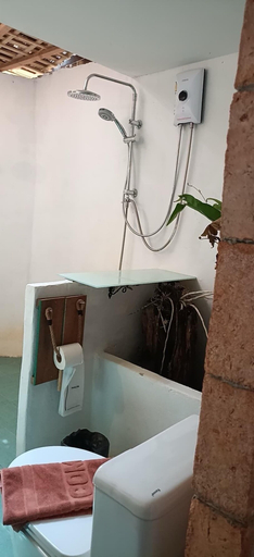 Bathroom 26
