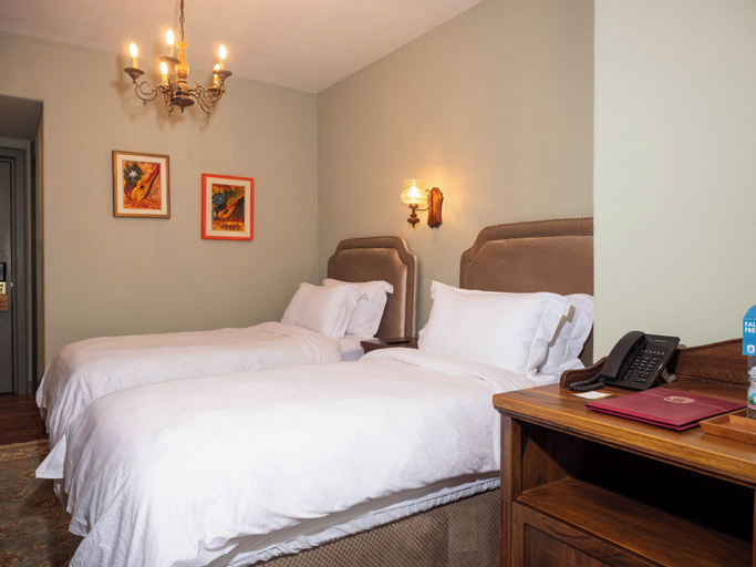 Bedroom 3, Vila Ebel Hotel Pool & Spa, Korçës
