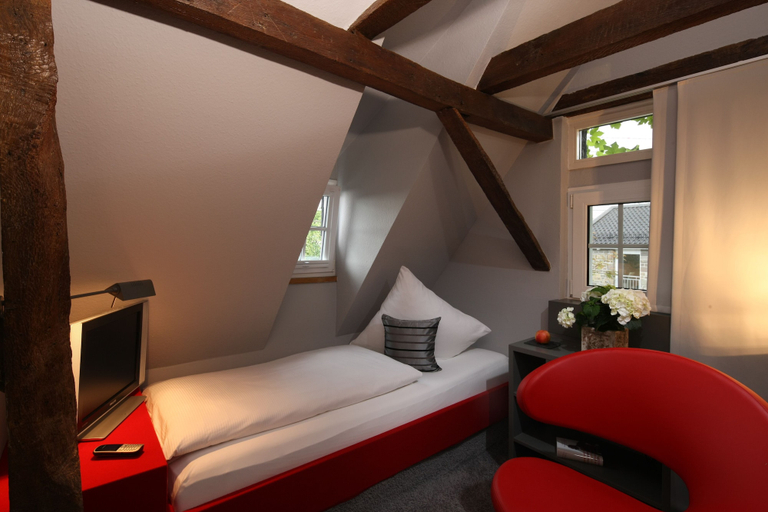 Bedroom 3, Malerwinkel Hotel, Rheinisch-Bergischer Kreis