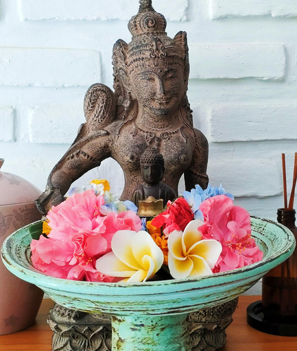 Food & Drinks 4, Rumah TONTON, Charming cottage in a pop-art atmosphere, Buleleng