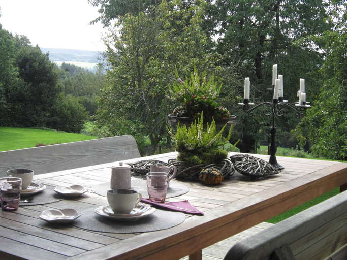 Others 5, Chalet With Valley Views,, Liège