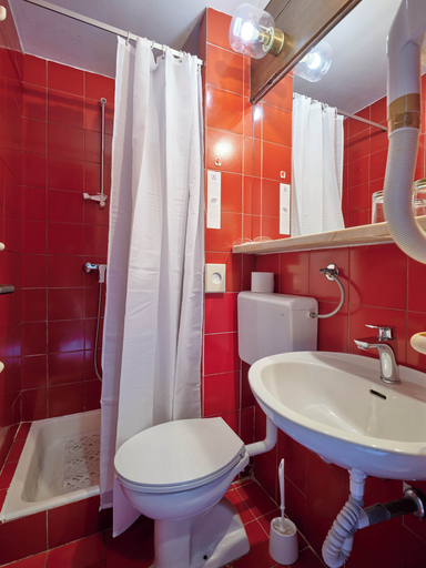 Bathroom 4, Maistra Select Koversada Rooms, Vrsar