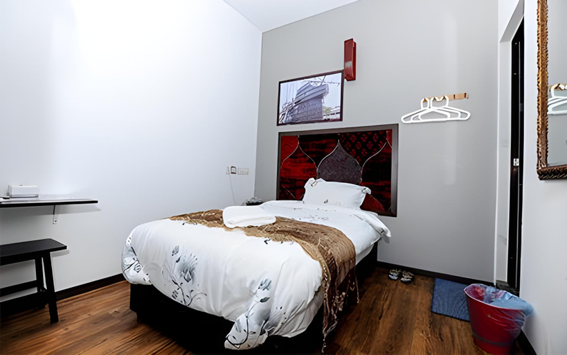 Bedroom 26
