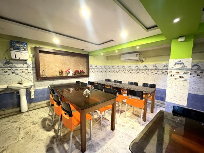Food & Drinks 4, Near Digha Sea Beach Aditi Residency, Purba Medinipur