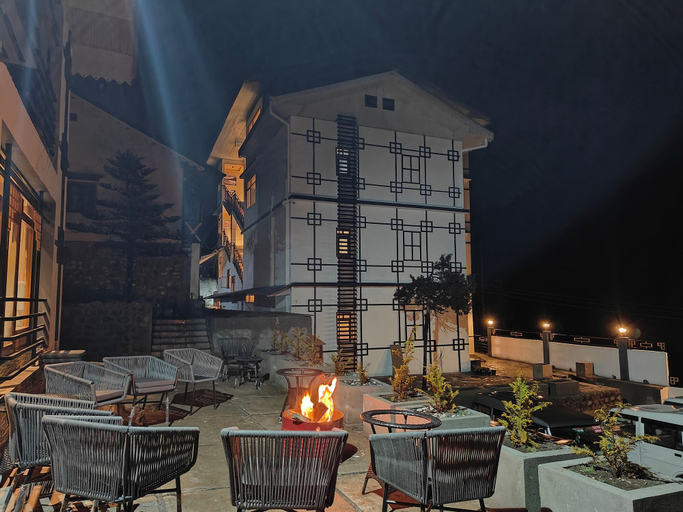 Food & Drinks 5, Mount Bayul Shangri-La Resort, North Sikkim