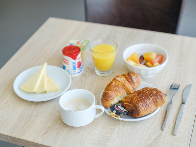 Food & Drinks 5, B&B HOTEL Antibes Juan-les-Pins, Alpes-Maritimes