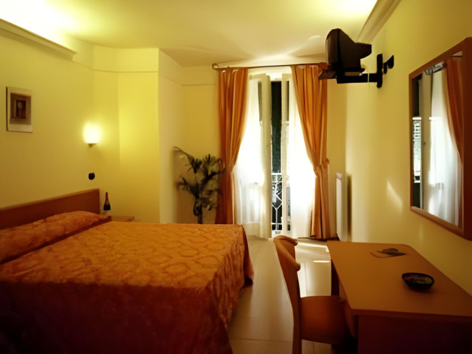 Bedroom 9