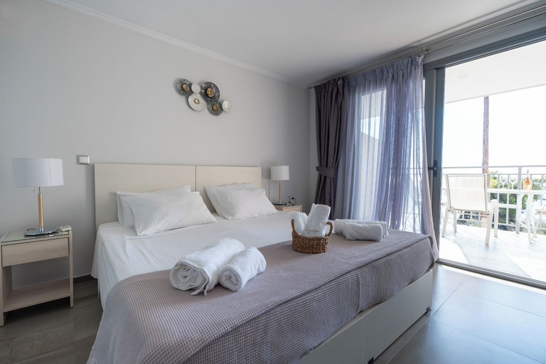 Bedroom 2, La Luna Hotel, Thessaly
