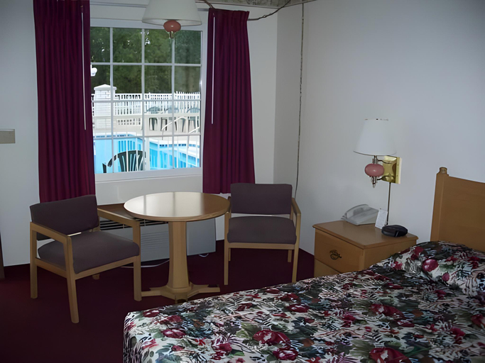 Bedroom 13